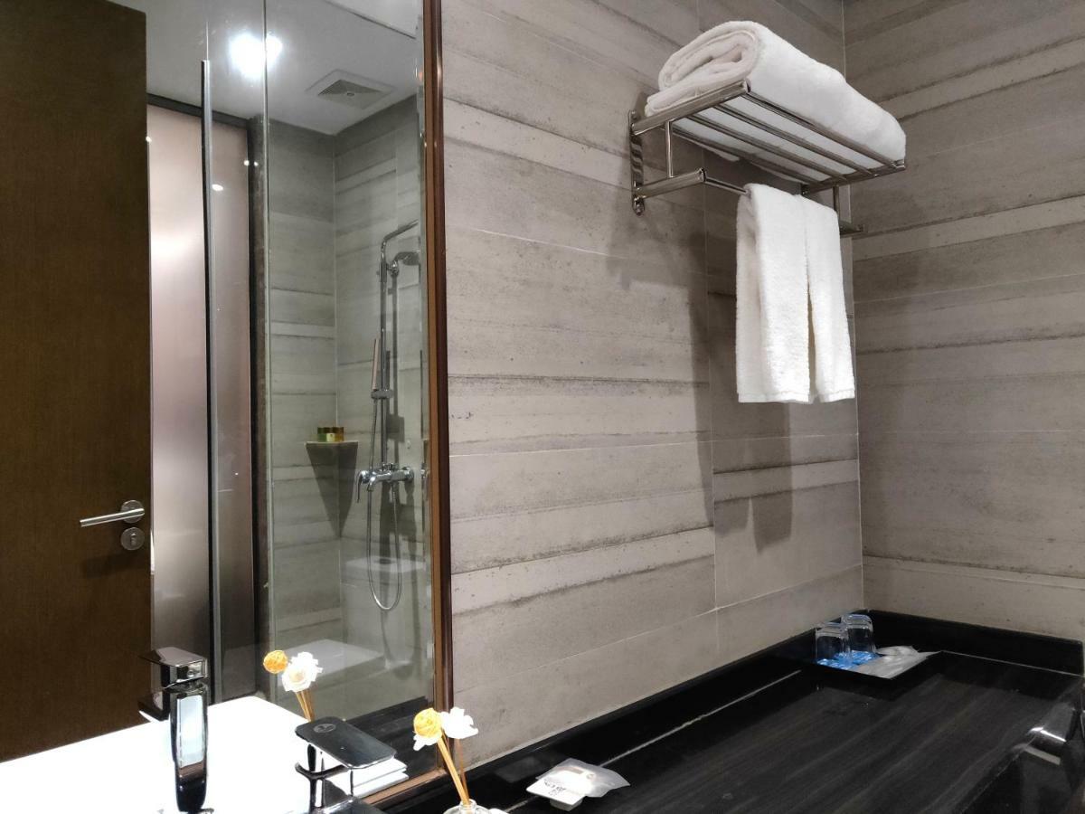 インセイル ホテルズ（ゴンベイ ポート ヂュハイ） 珠海 エクステリア 写真